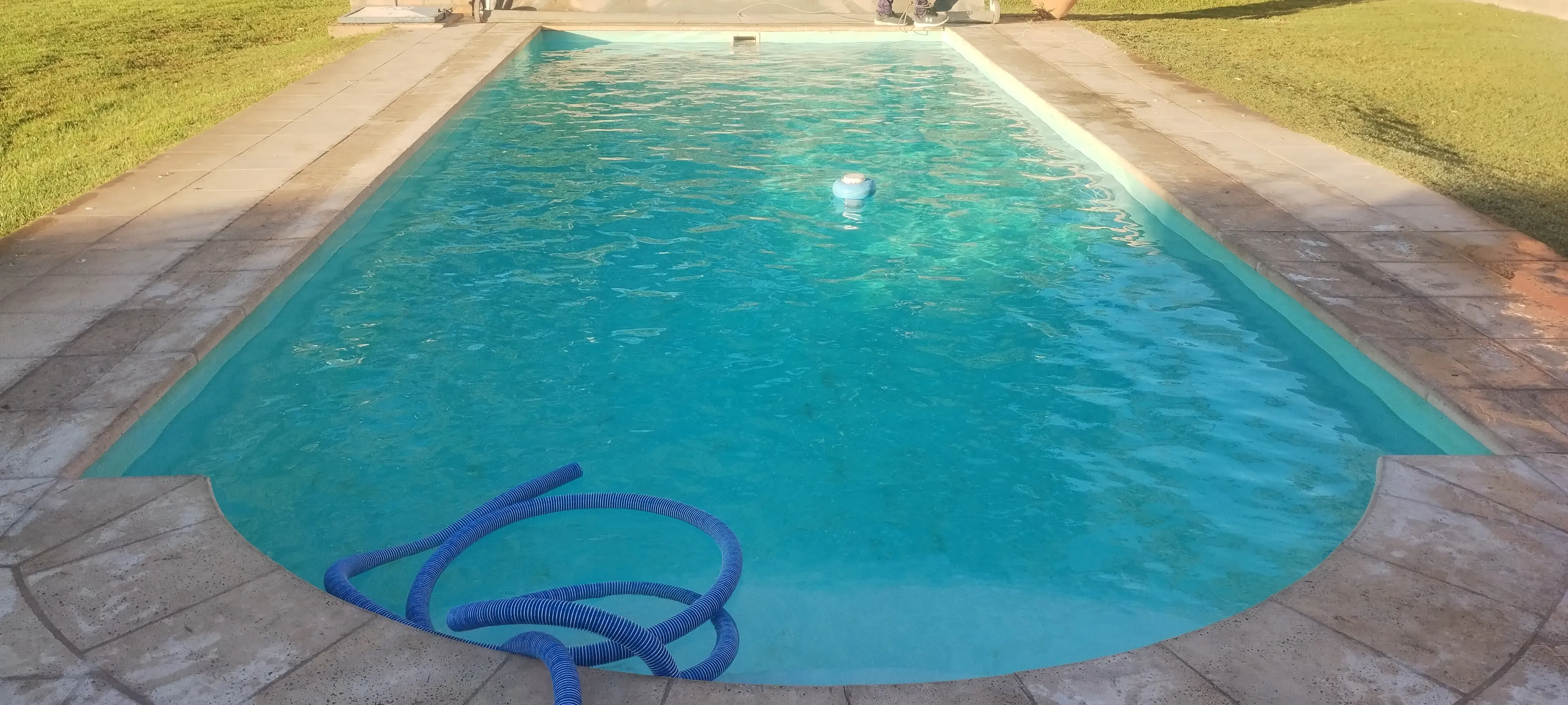 Desagote de piscina, sótano o cisterna